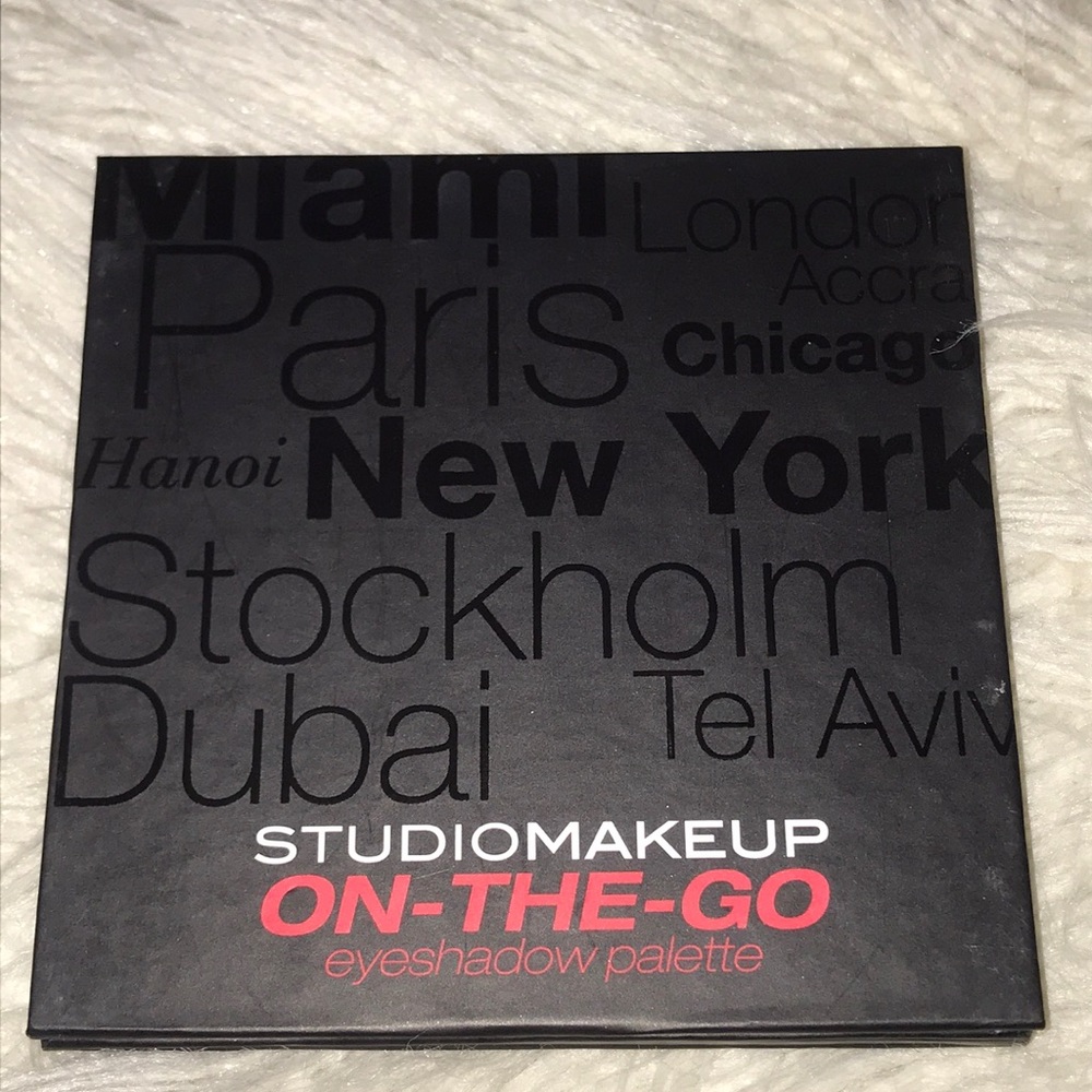 studimakeup on the go purple eyeshadow palette